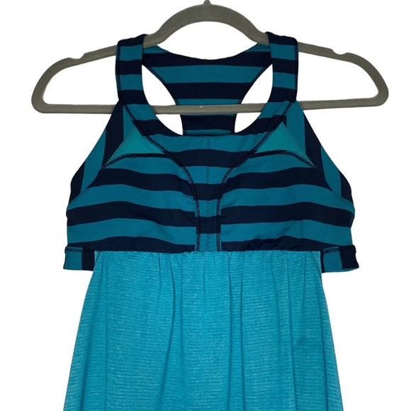 Lululemon 2 in Run Tank Top in Micro Macro Stripe Surge Blue - Picture 5 of 10